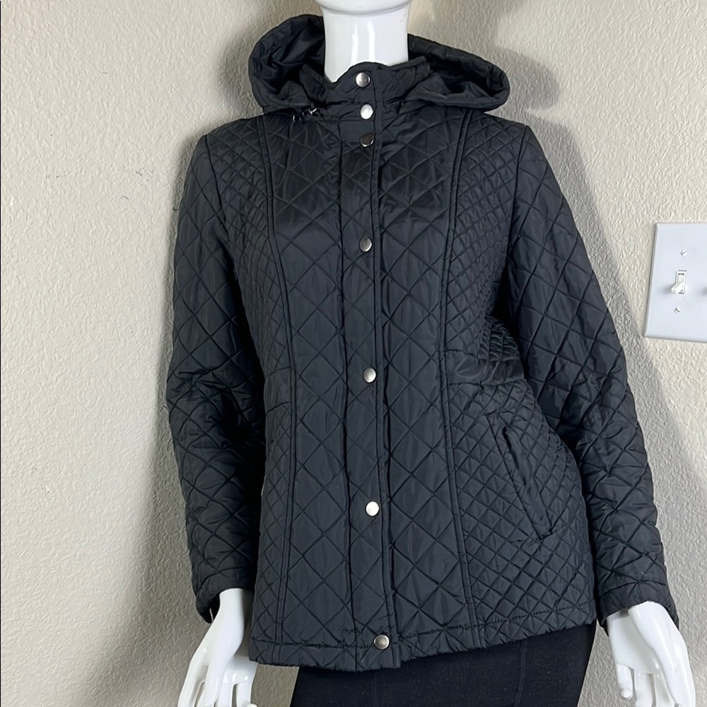 Laura Scott Black Puffer Jacket with Hood and Stand-Up Collar